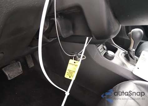 2016 Jeep Cherokee Limited z USA, uszkodzony, nr VIN 1C4PJMDS0GW134013